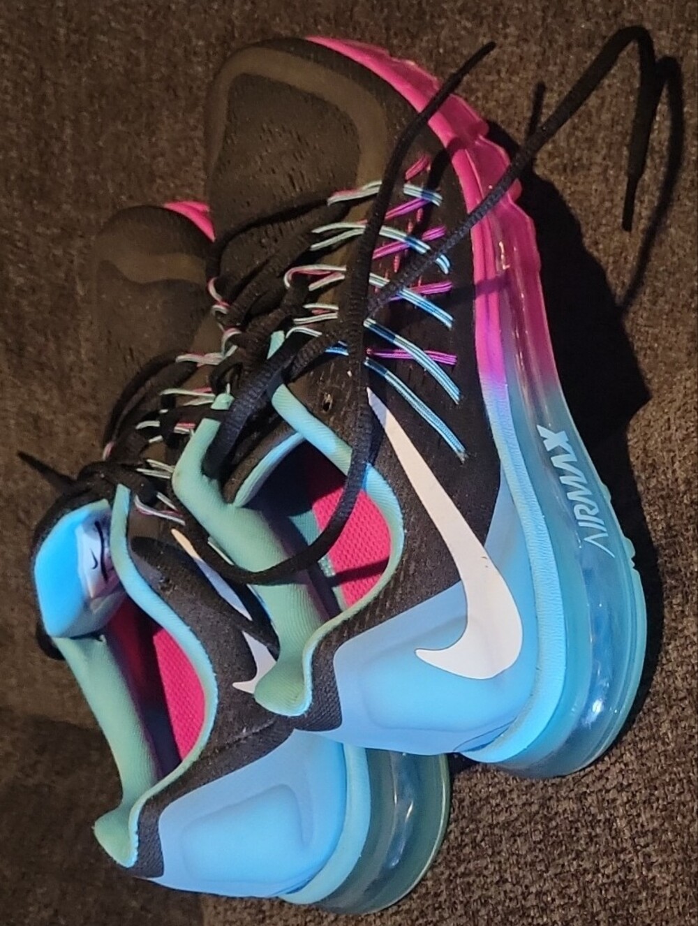Nike Women's Air Max 2015 Sneakers Shoe Size 9